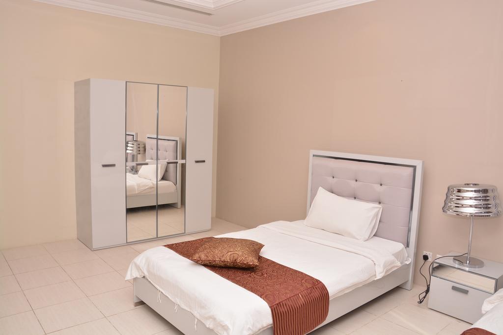 Janadriyah Suites 13 Nadinah Extérieur photo