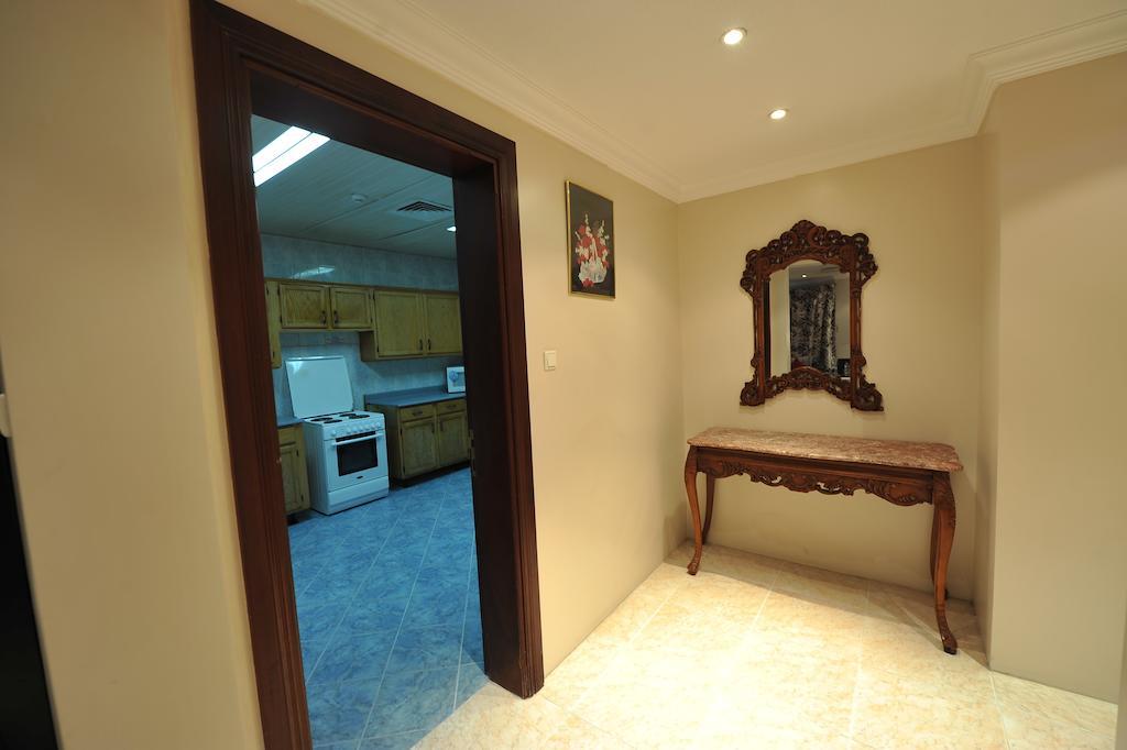Janadriyah Suites 13 Nadinah Extérieur photo